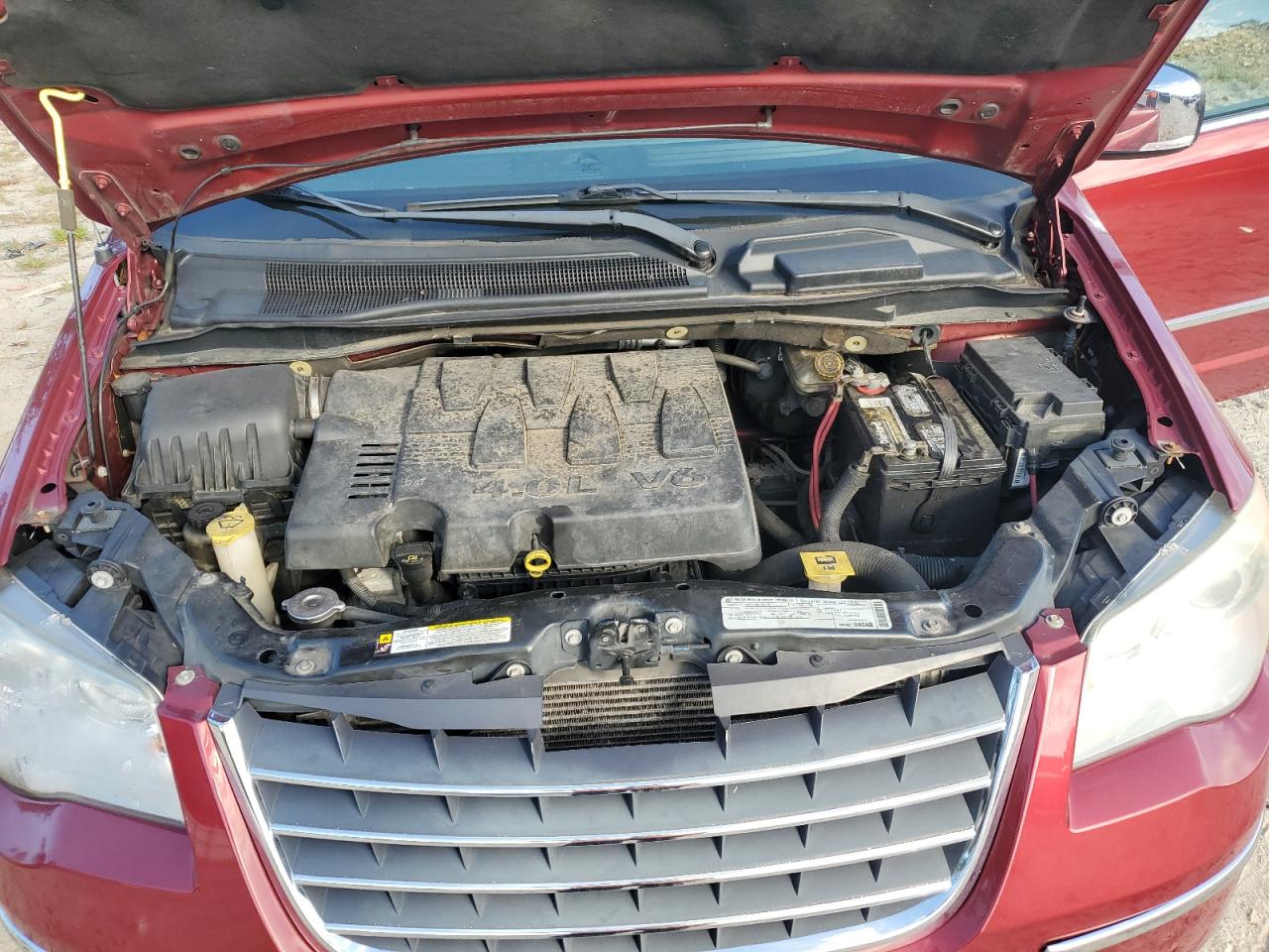 CHRYSLER TOWN & COUNTRY LIMITED