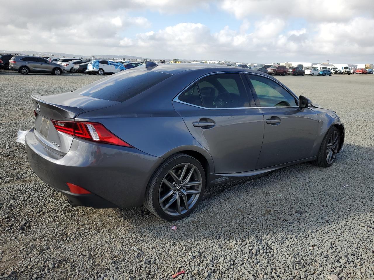 LEXUS IS 200T