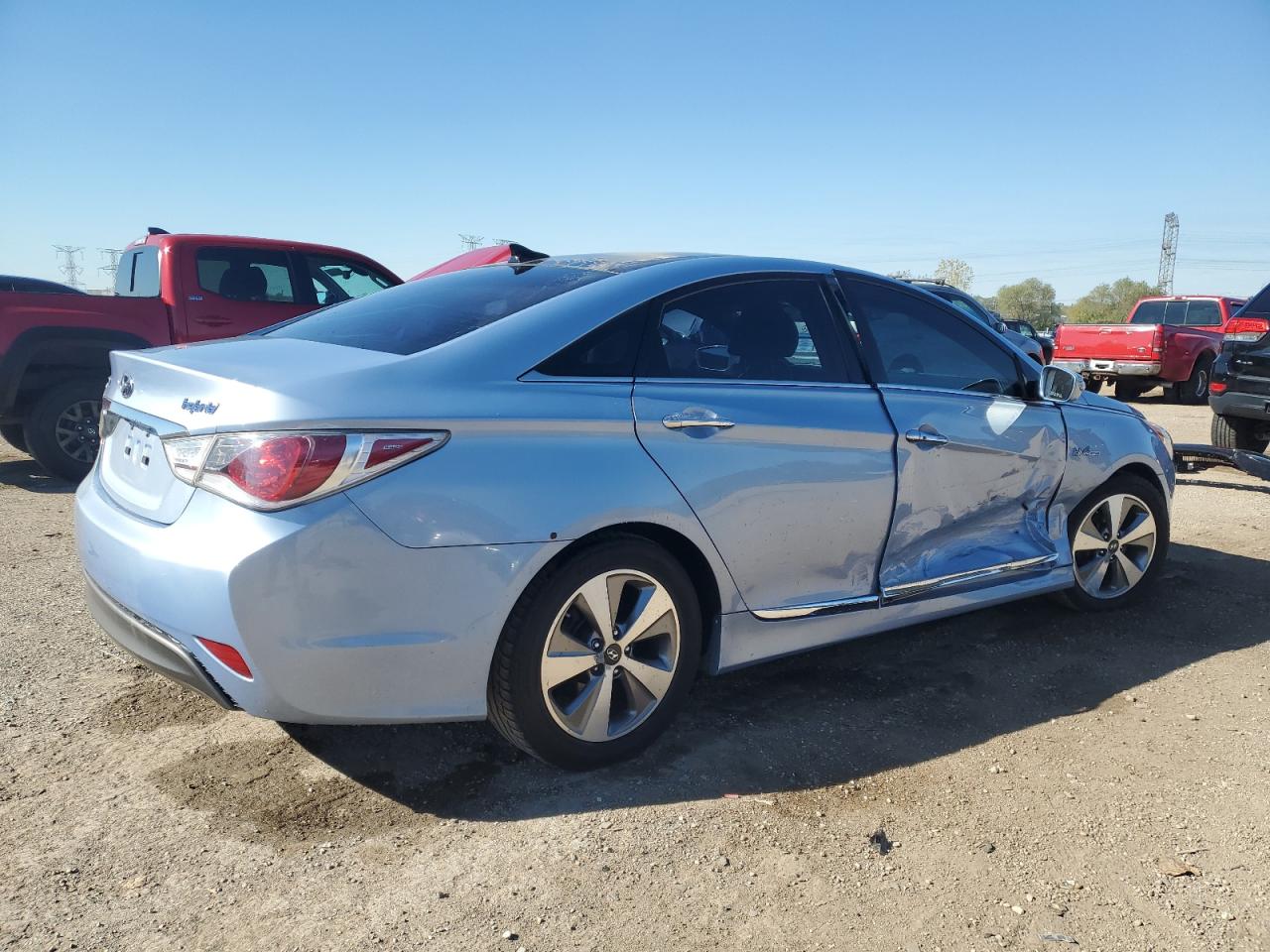 HYUNDAI SONATA HYBRID