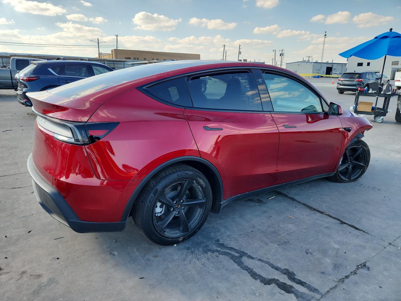 TESLA MODEL Y
