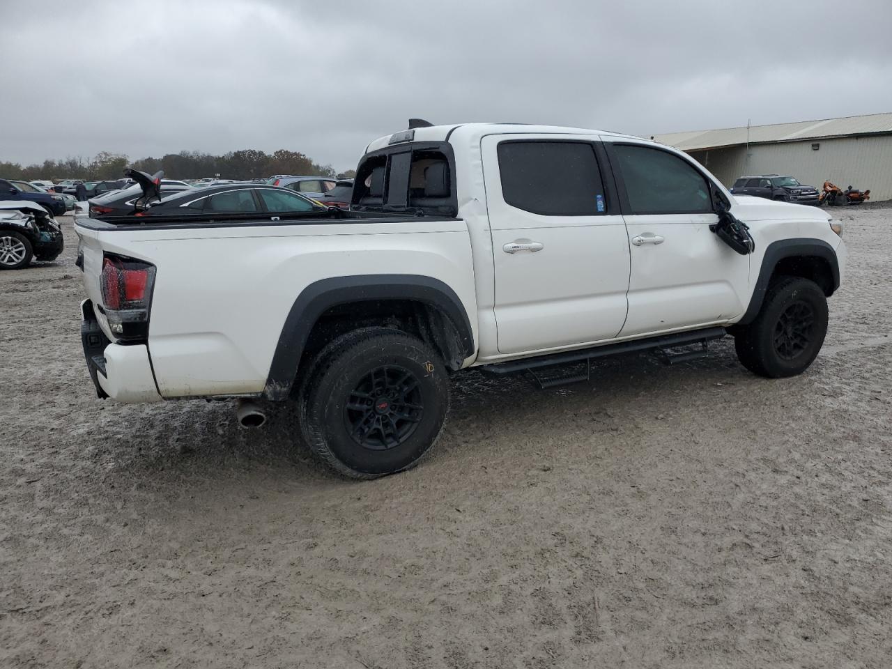 TOYOTA TACOMA DOUBLE CAB
