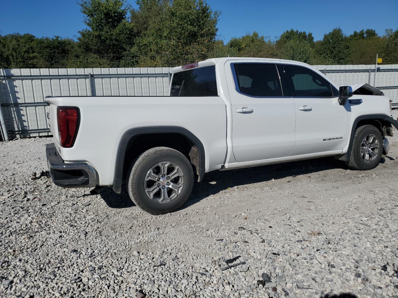 GMC SIERRA C1500 SLE