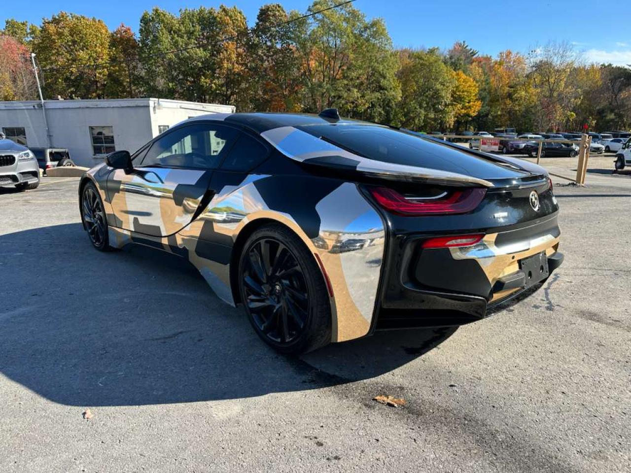 BMW I8