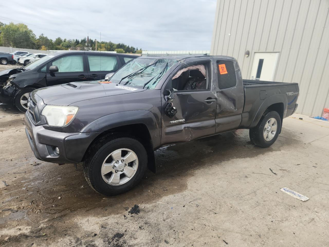 TOYOTA TACOMA ACCESS CAB