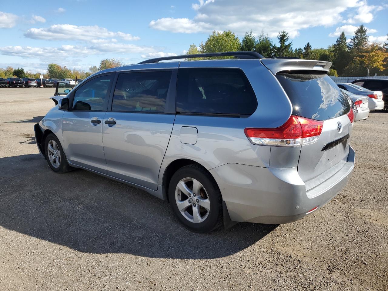 TOYOTA SIENNA