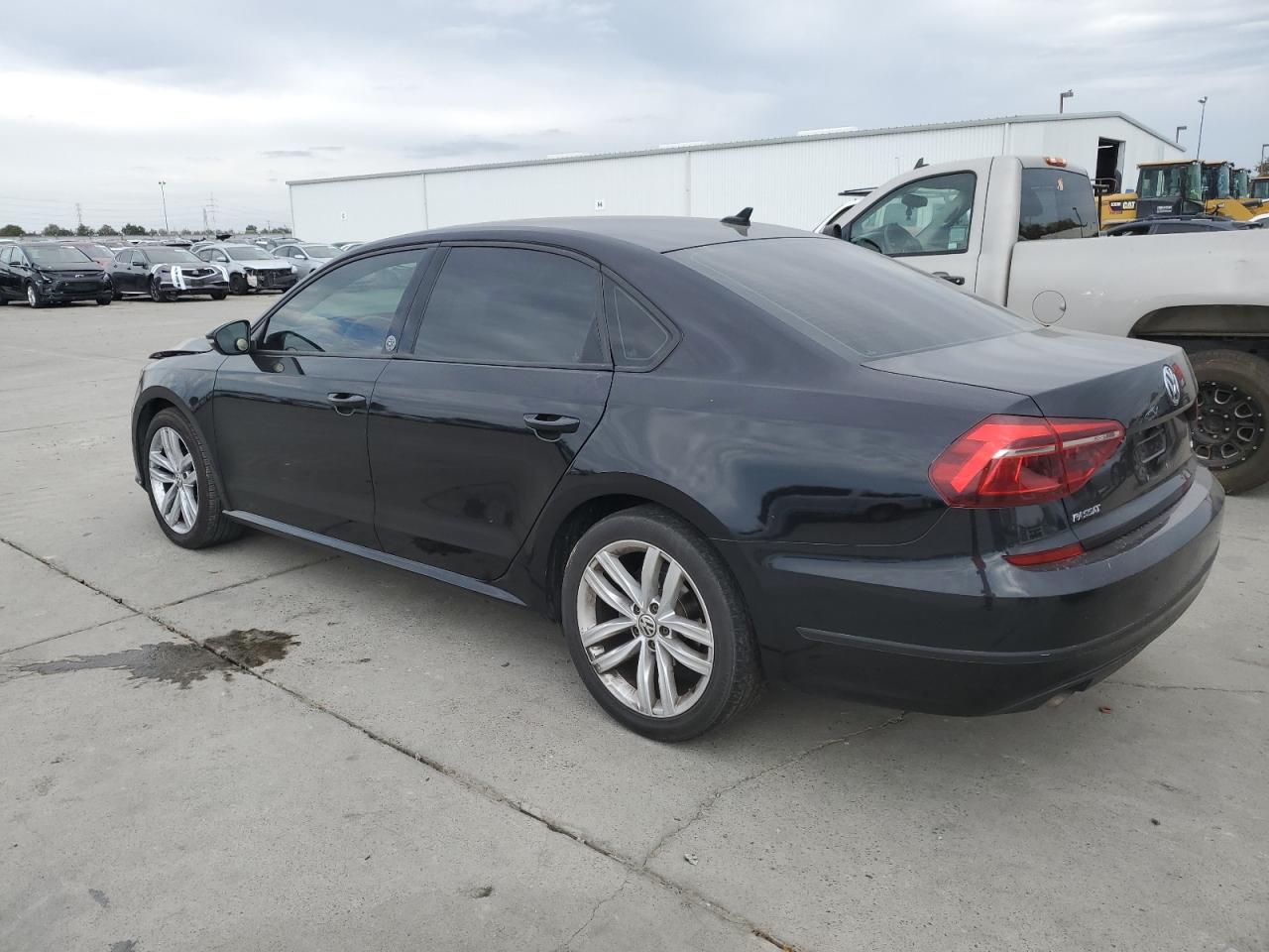 VOLKSWAGEN PASSAT WOLFSBURG