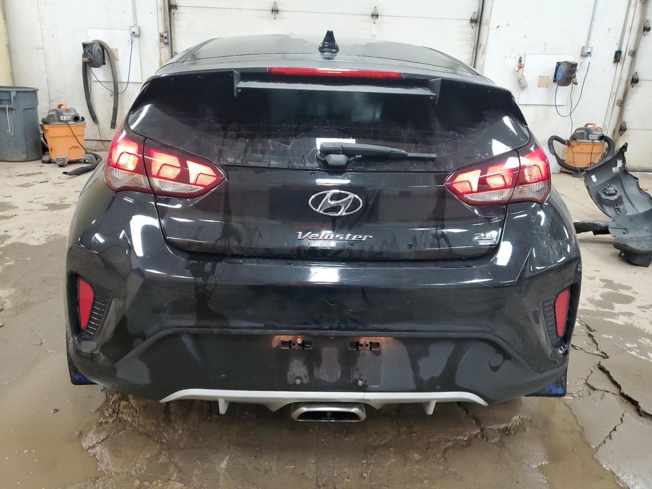 HYUNDAI VELOSTER BASE
