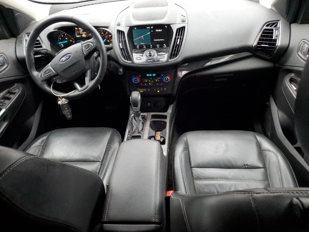 FORD ESCAPE TITANIUM