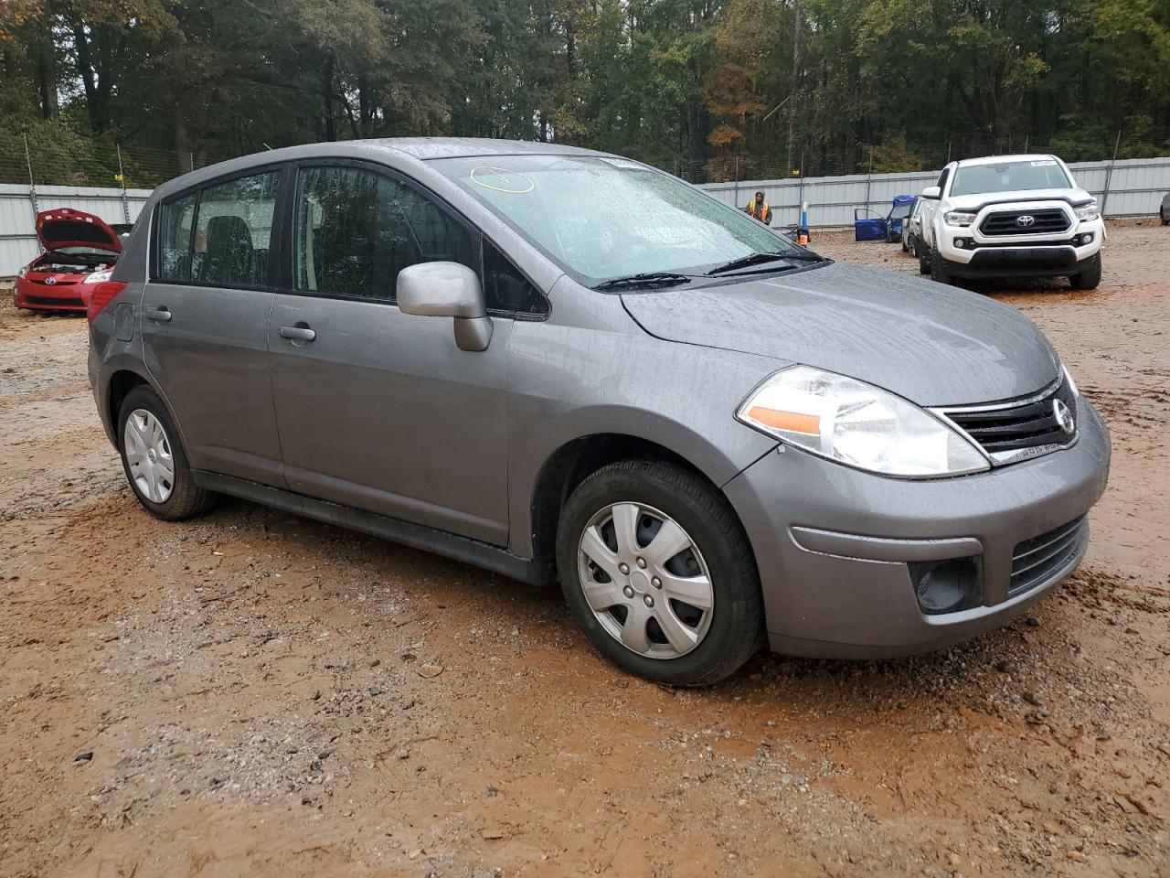 NISSAN VERSA S