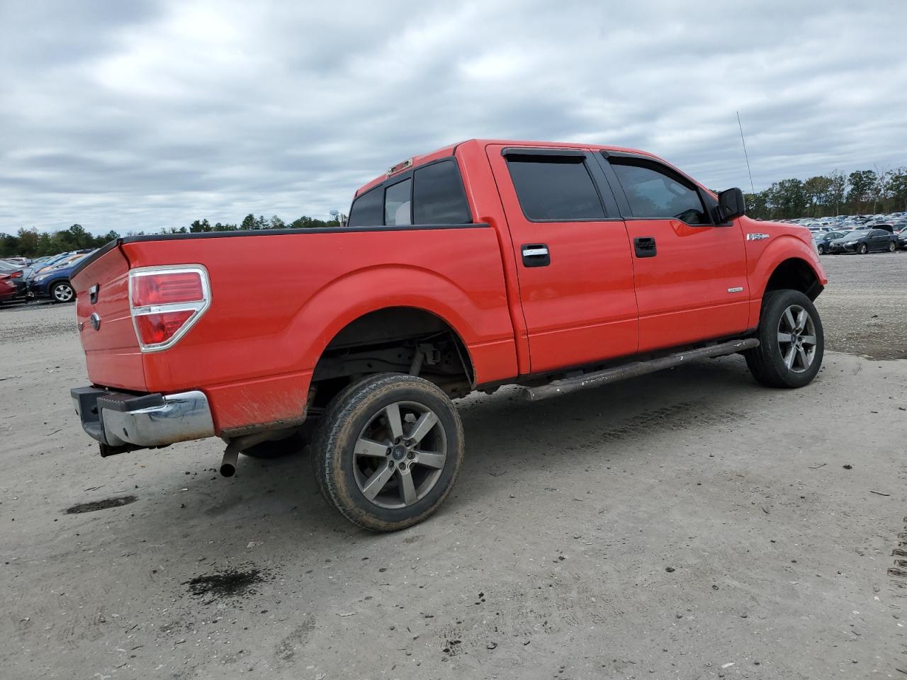 FORD F-150 SUPERCREW