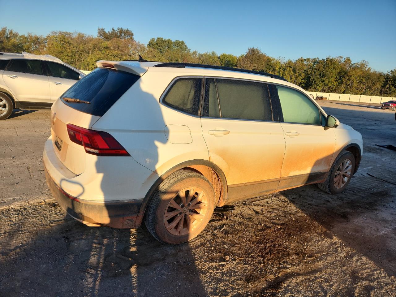 VOLKSWAGEN TIGUAN SE