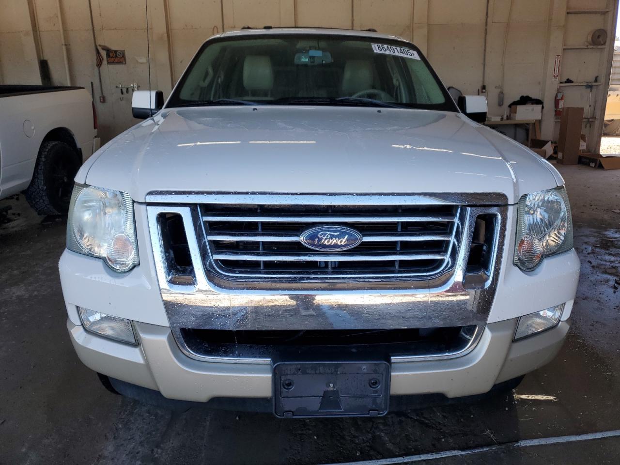 FORD EXPLORER EDDIE BAUER