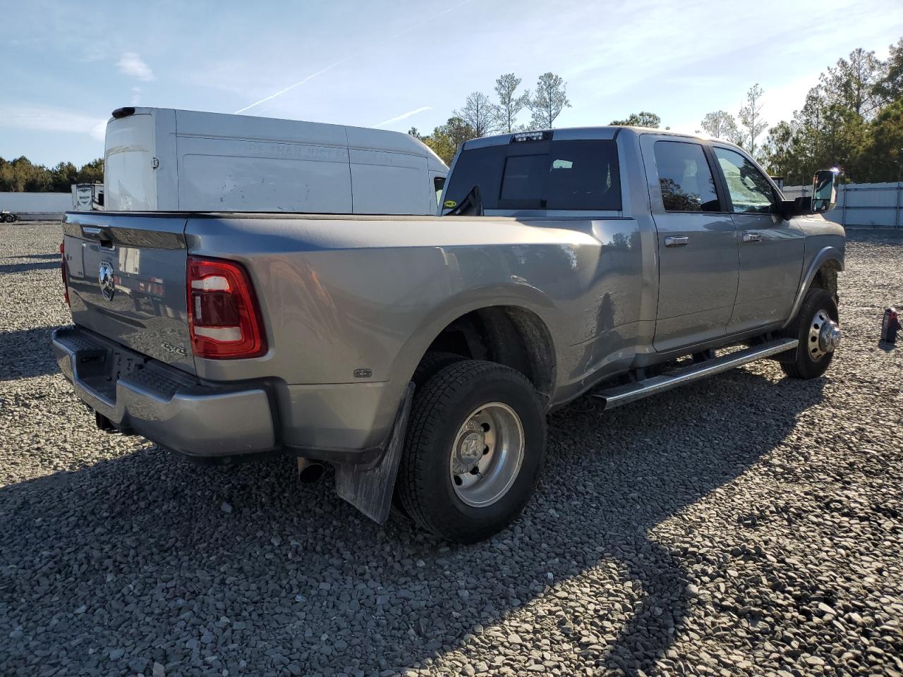RAM 3500 LARAMIE