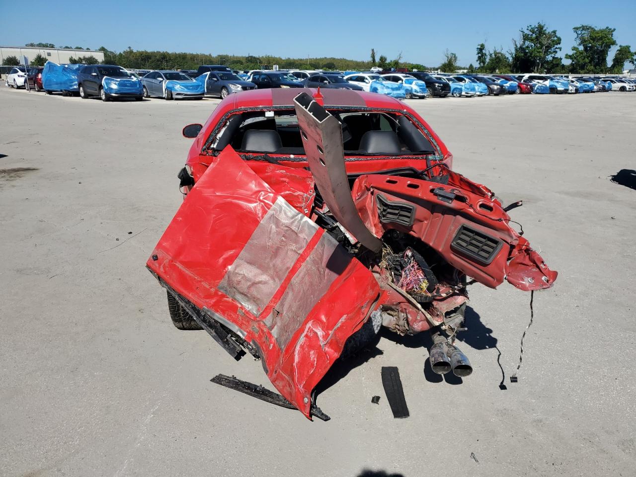 DODGE CHALLENGER SRT 392