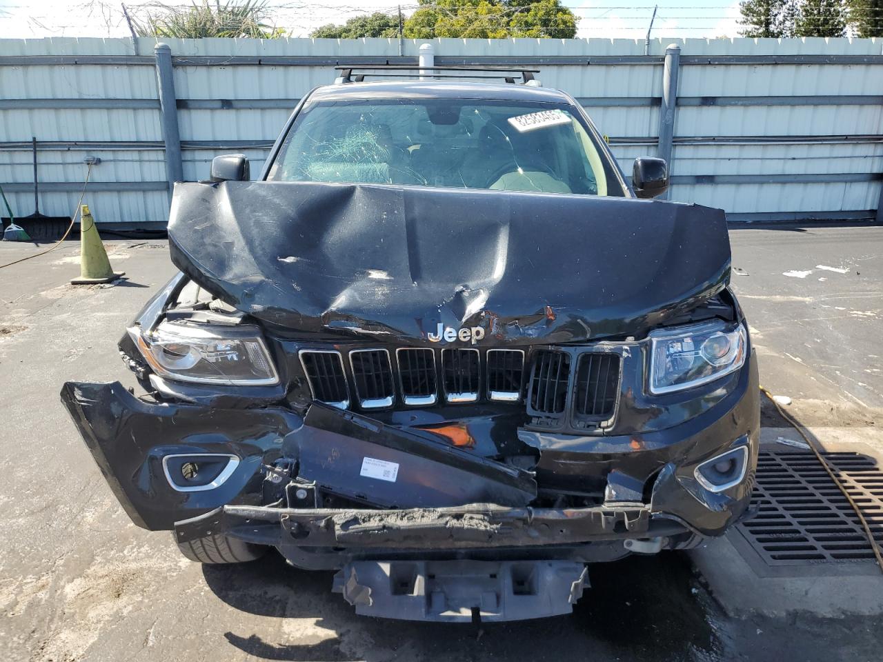 JEEP GRAND CHEROKEE LAREDO