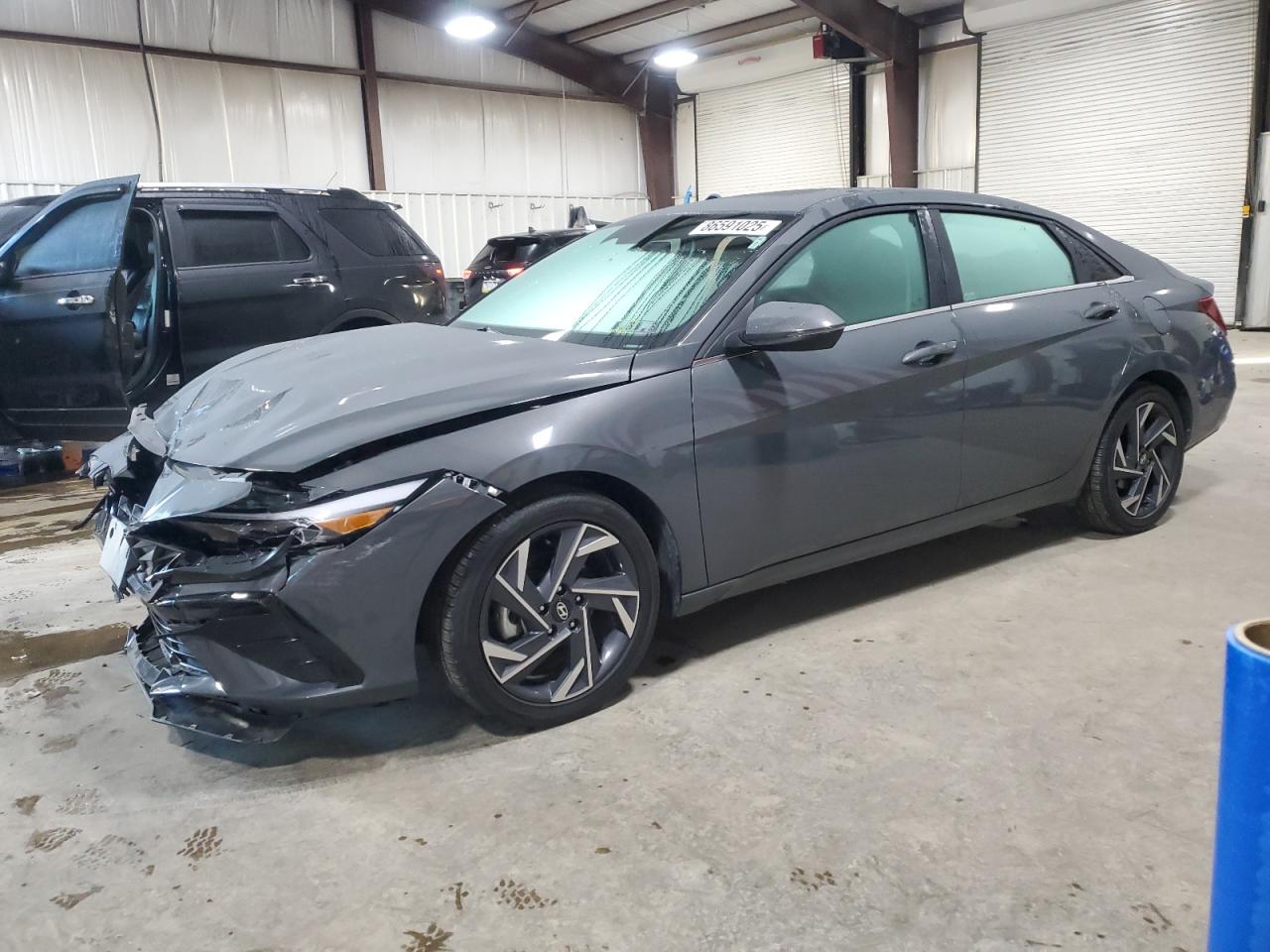 HYUNDAI ELANTRA LIMITED