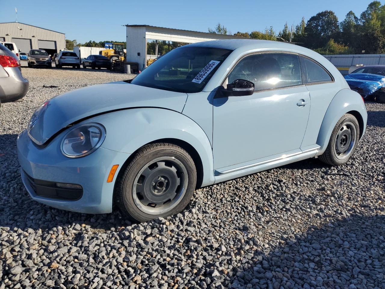 VOLKSWAGEN BEETLE