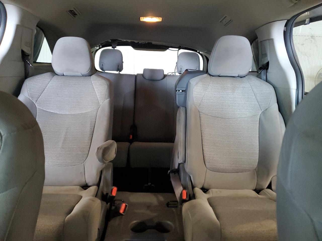 Lot #3266915045 2021 TOYOTA SIENNA LE