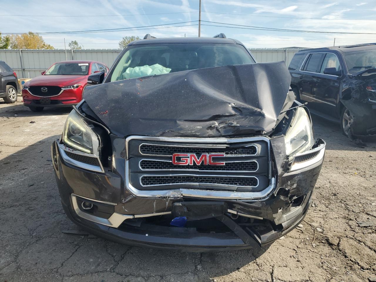 GMC ACADIA SLT-1