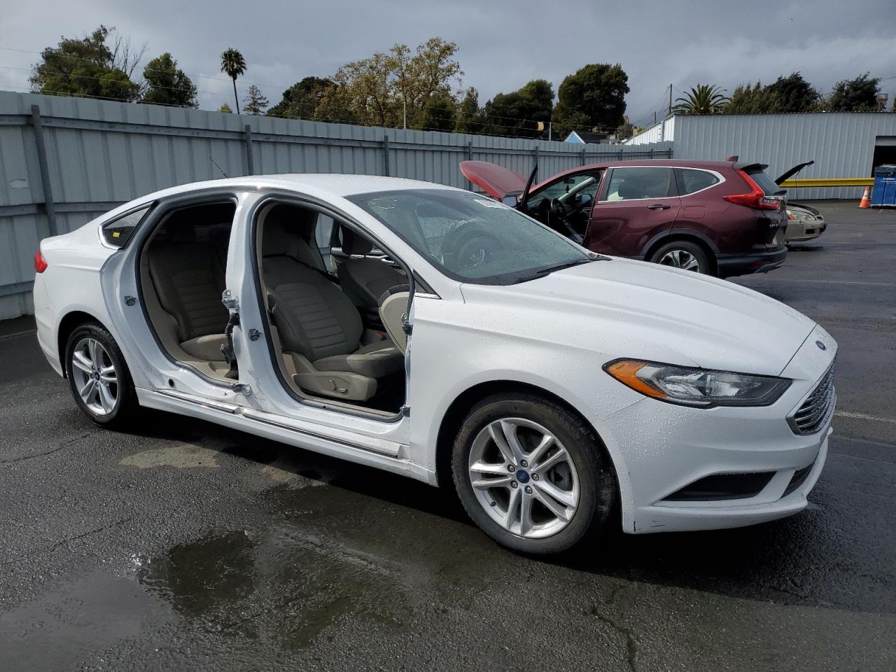 FORD FUSION SE