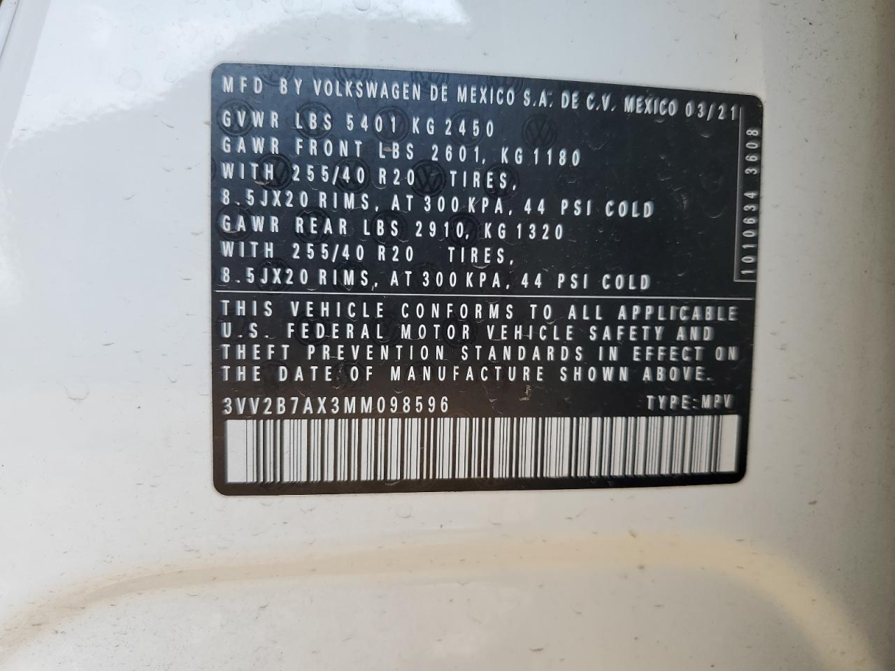 VOLKSWAGEN TIGUAN SE