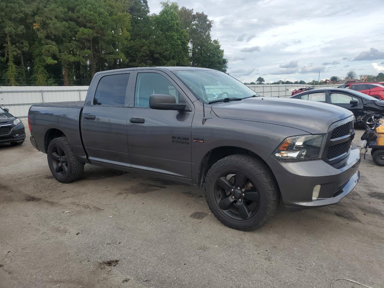 RAM 1500 ST