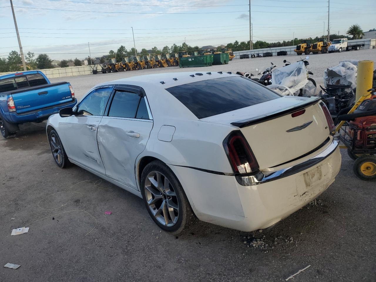 CHRYSLER 300