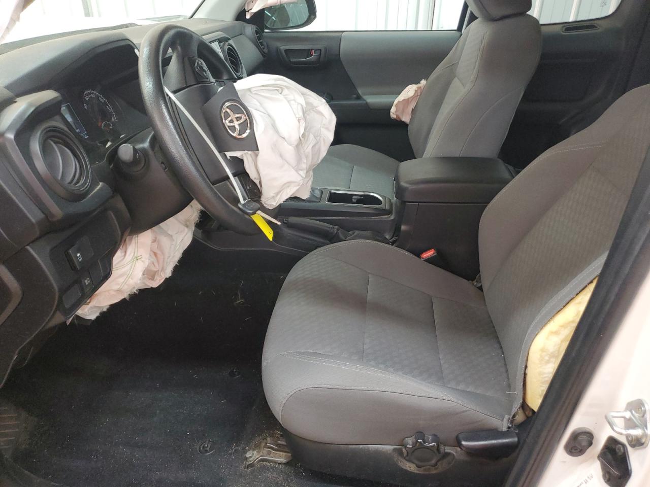 TOYOTA TACOMA ACCESS CAB