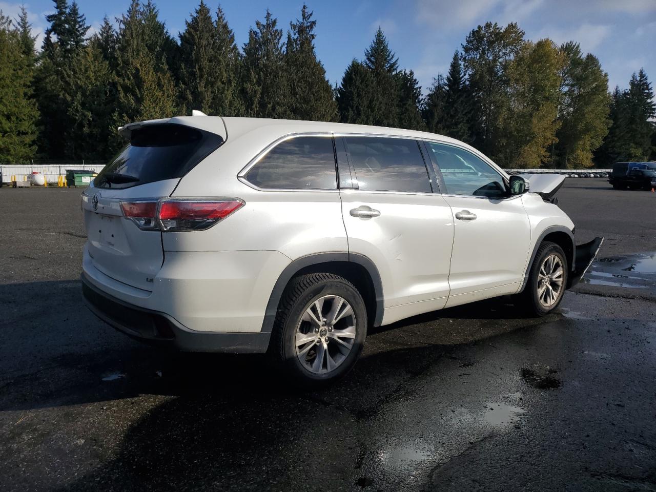 TOYOTA HIGHLANDER LE