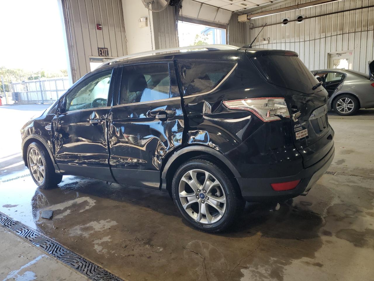 FORD ESCAPE TITANIUM