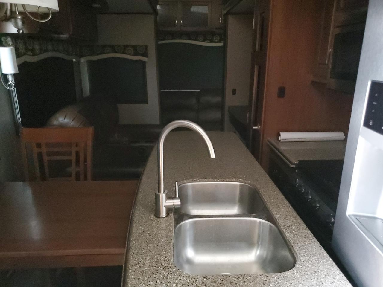 Lot #3281750954 2017 JAYCEE NORTH POIN