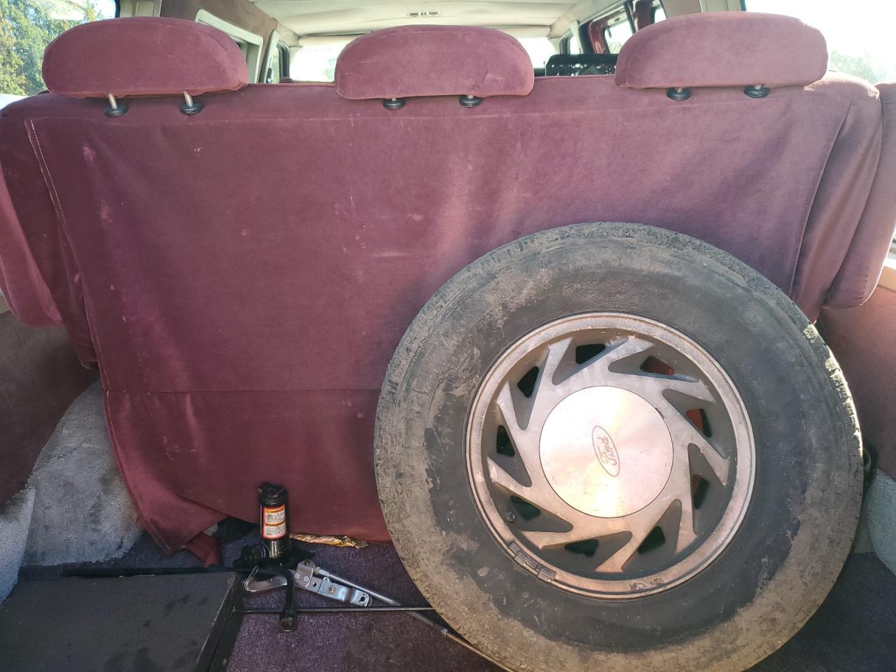 Lot #3279534259 1998 FORD ECONOLINE