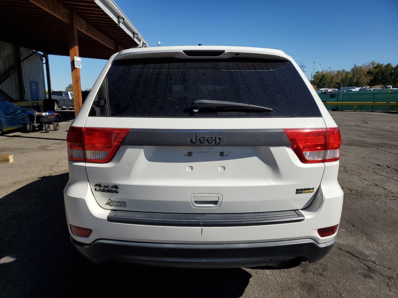 JEEP GRAND CHEROKEE LAREDO