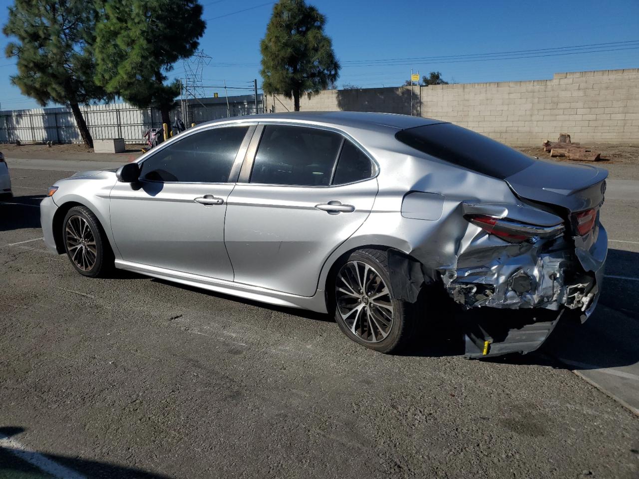 Lot #3308600503 2018 TOYOTA CAMRY L