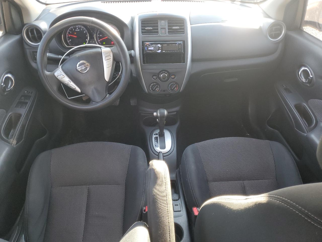 NISSAN VERSA S