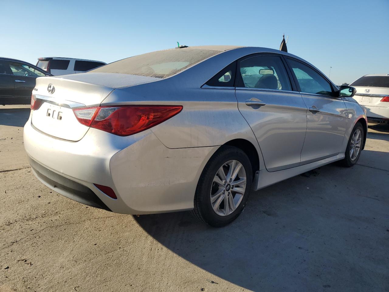 HYUNDAI SONATA GLS