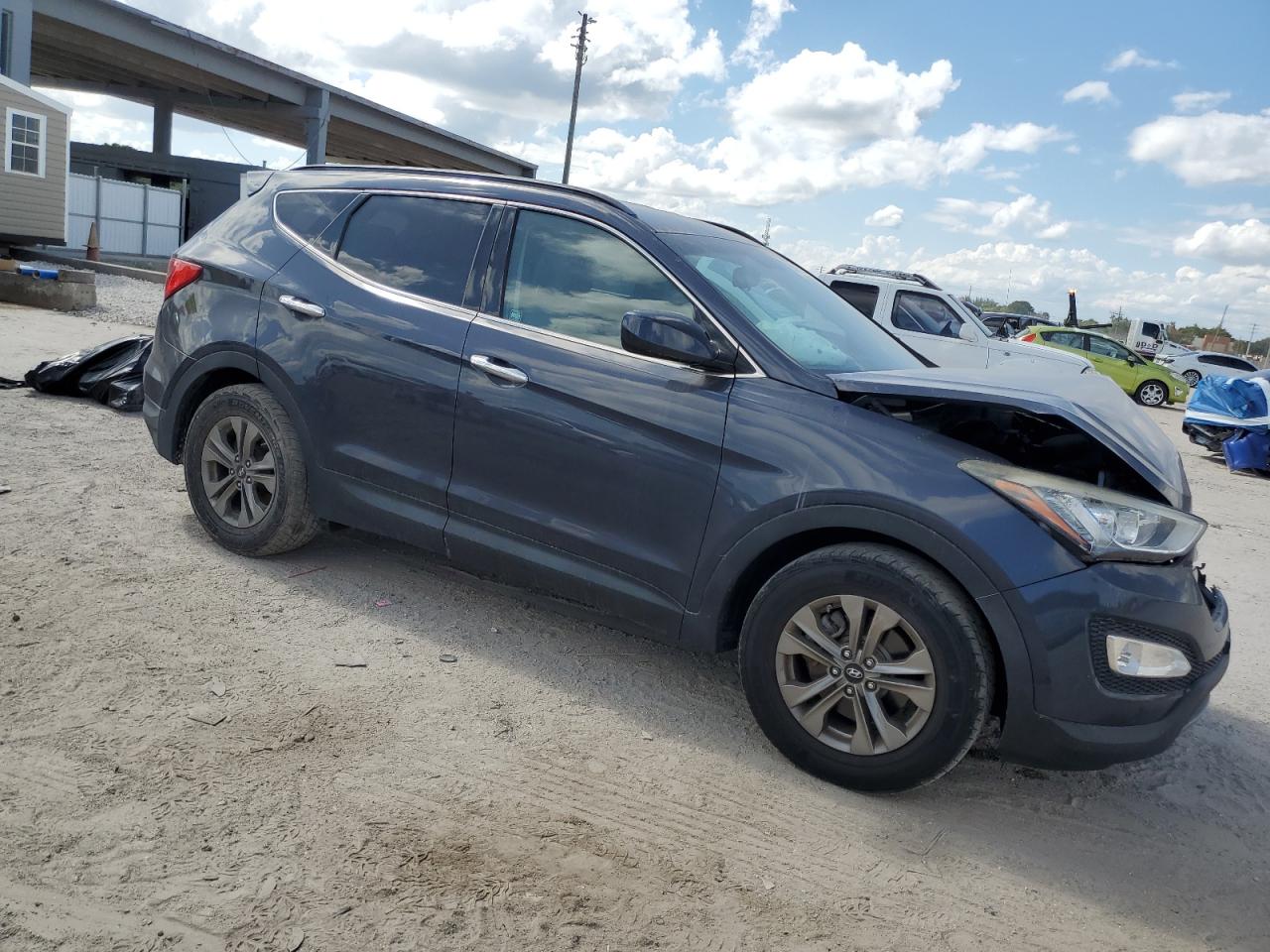 Lot #3302831902 2015 HYUNDAI SANTA FE S
