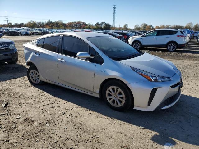 2021 TOYOTA PRIUS SPEC JTDKAMFU6M3142302