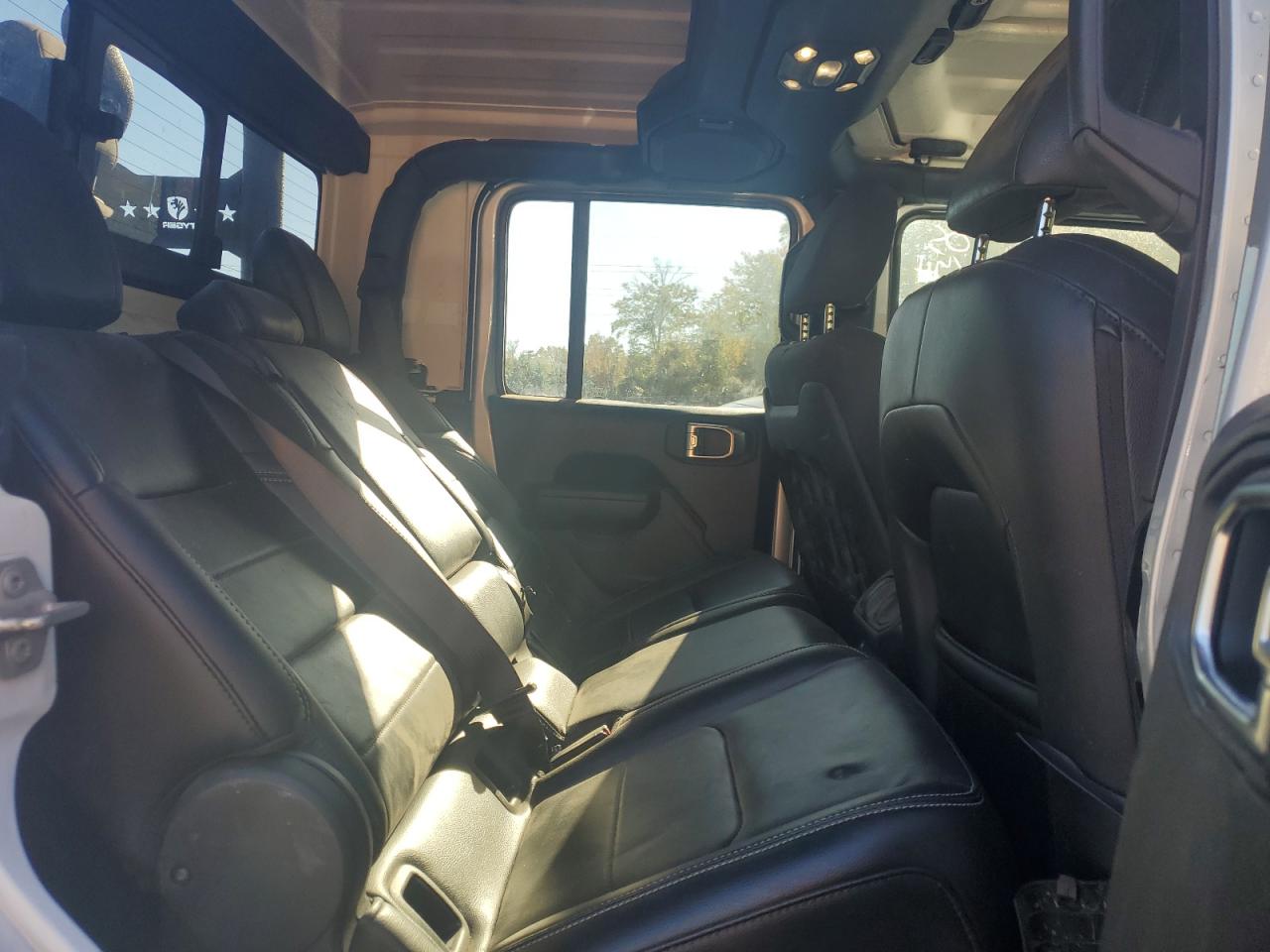 JEEP GLADIATOR MOJAVE