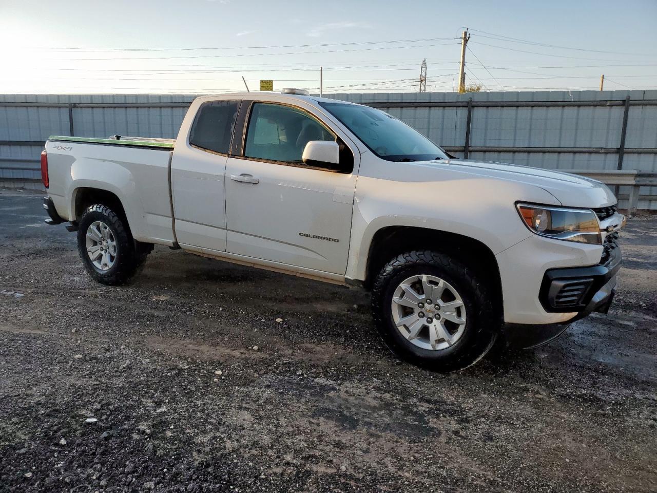 CHEVROLET COLORADO LT