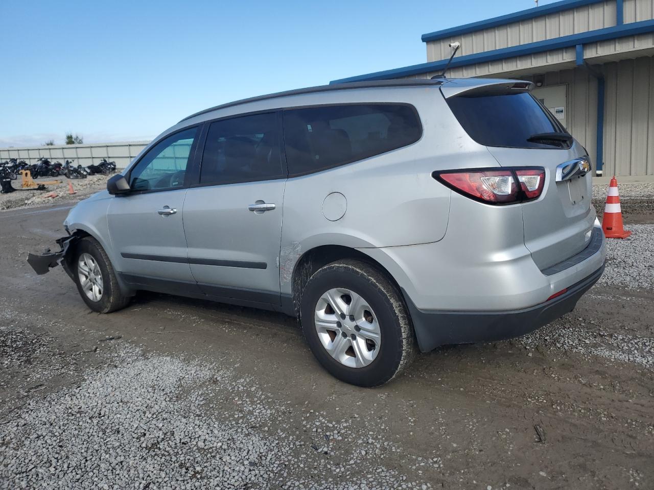CHEVROLET TRAVERSE LS
