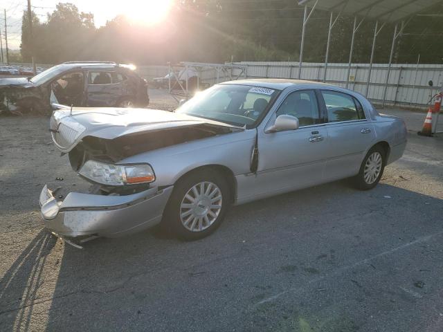 Global Auto Auctions: 2003 LINCOLN TOWN CAR EXECUTIVE