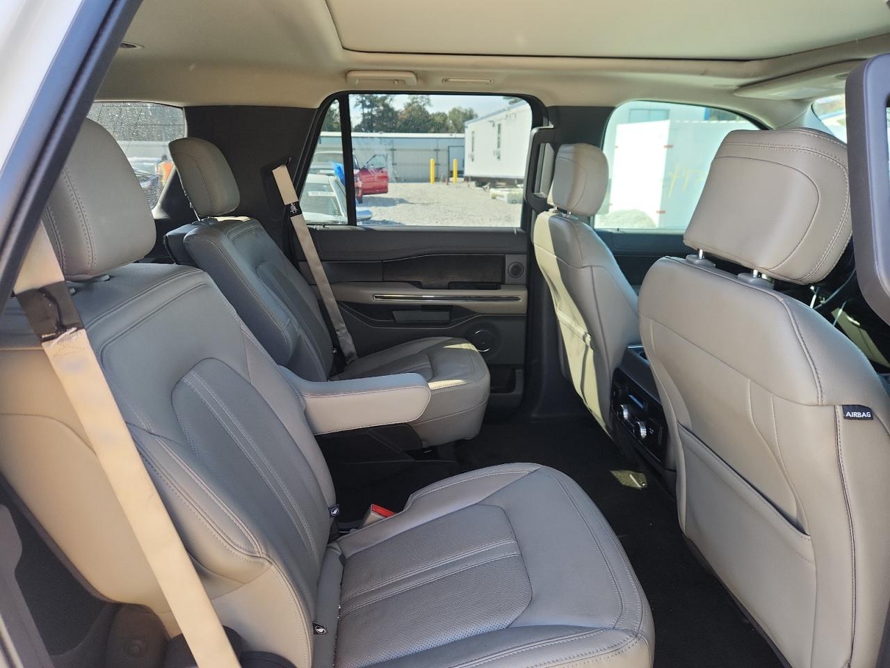 FORD EXPEDITION LIMITED