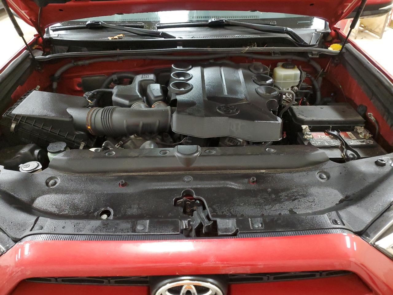 TOYOTA 4RUNNER SR5/SR5 PREMIUM