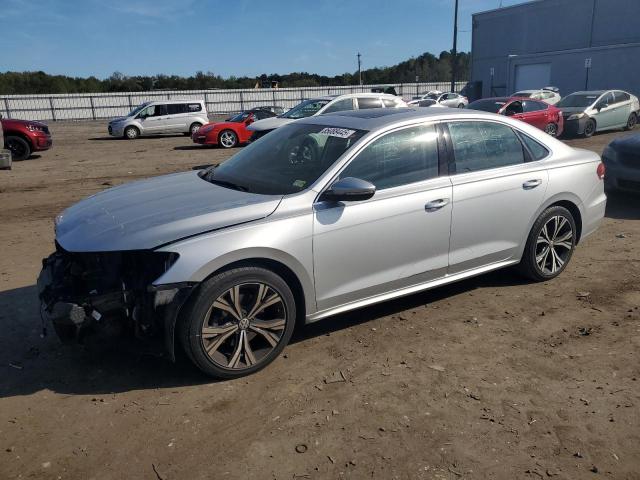 2020 VOLKSWAGEN PASSAT SEL - 1VWCA7A38LC006074