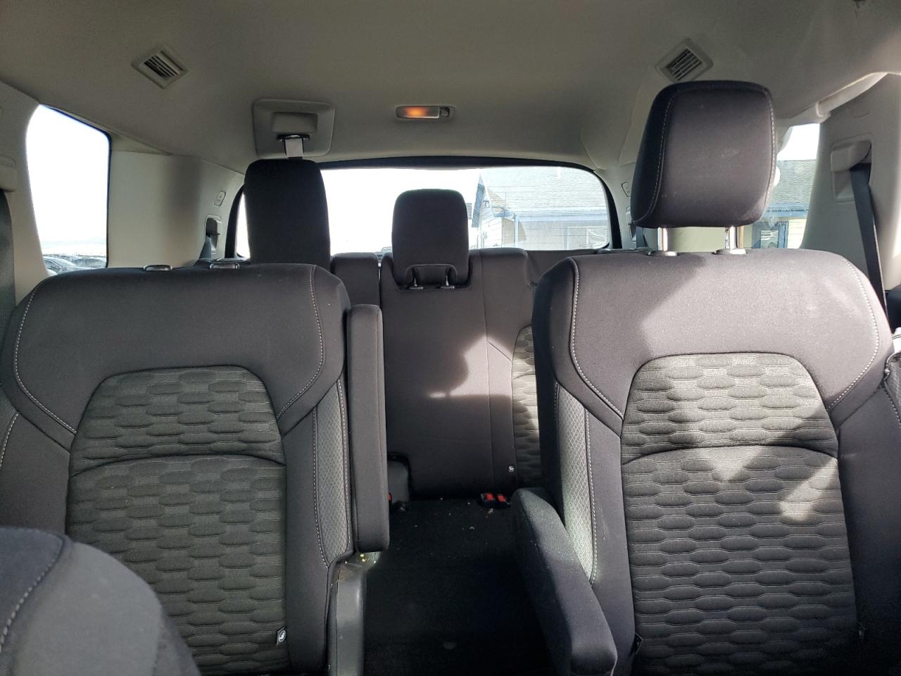 NISSAN PATHFINDER SV