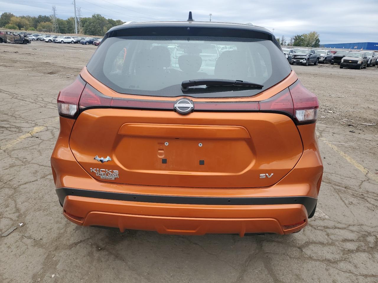 NISSAN KICKS SV