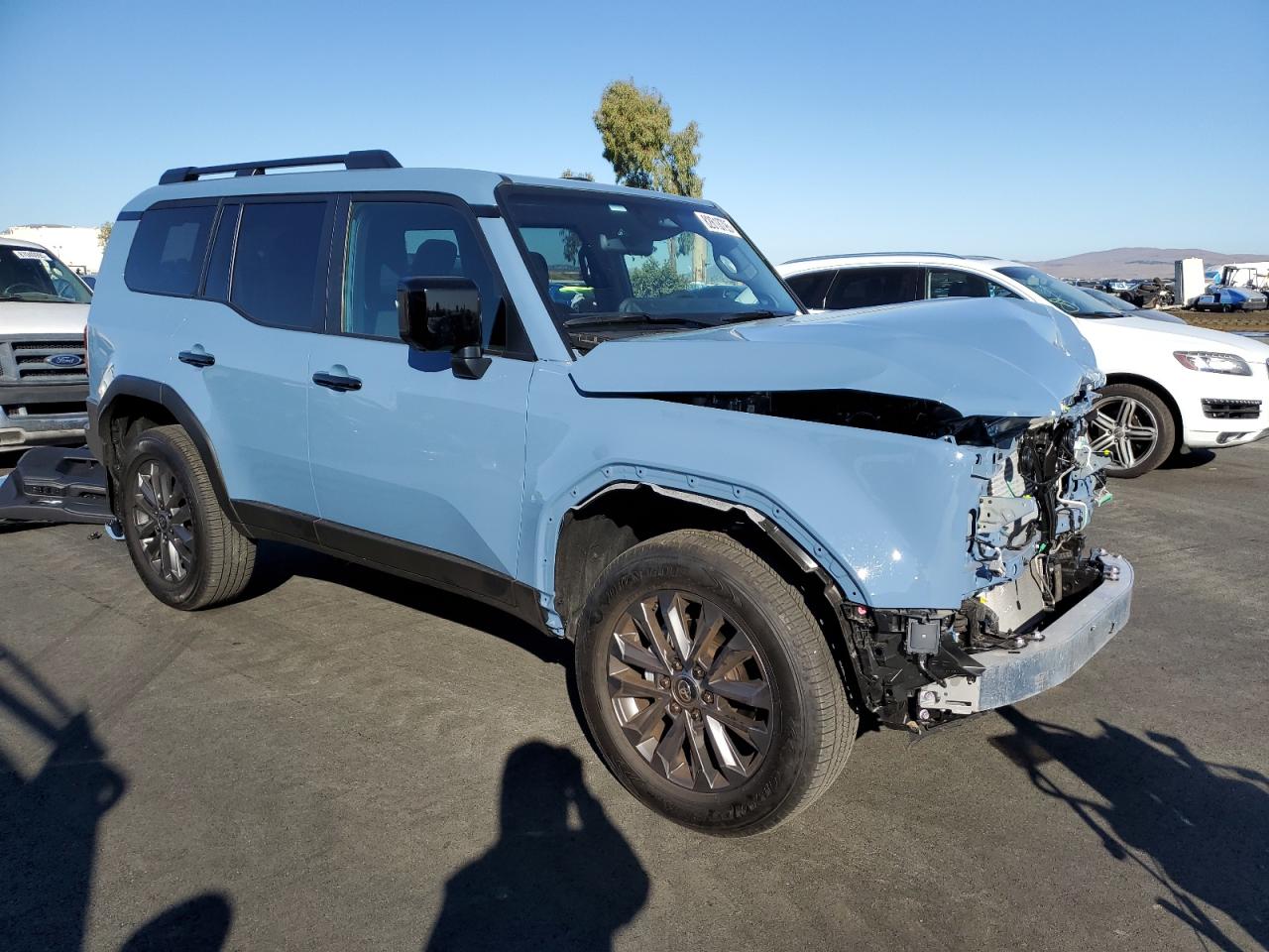 TOYOTA LAND CRUISER BASE