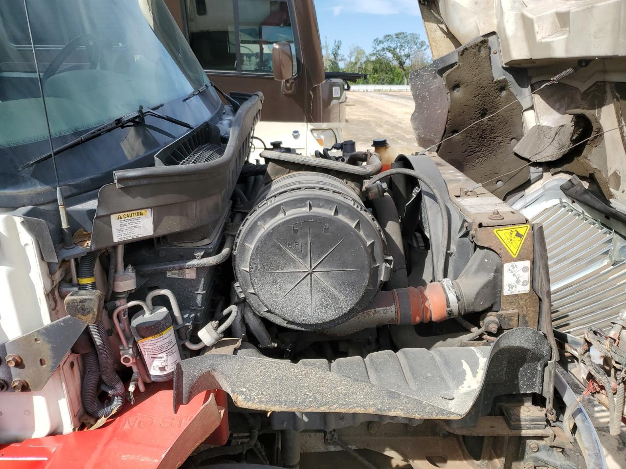 Lot #3268916262 2009 CHAR PASS BUS