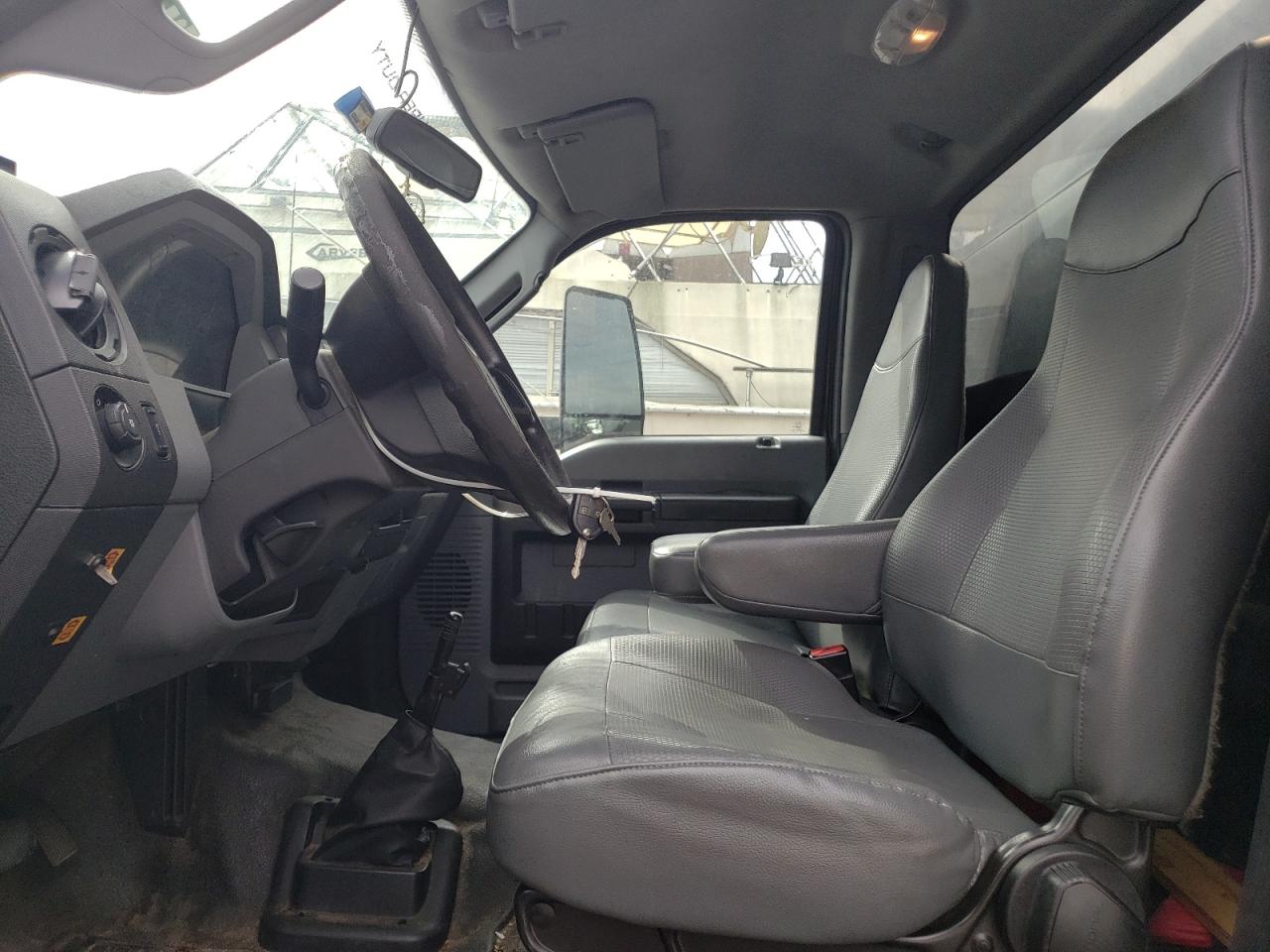 FORD F650 SUPER DUTY